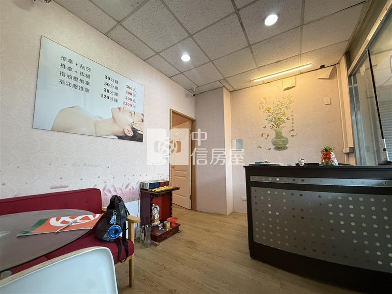 龍岡葡萄王低總店面房屋室內格局與周邊環境