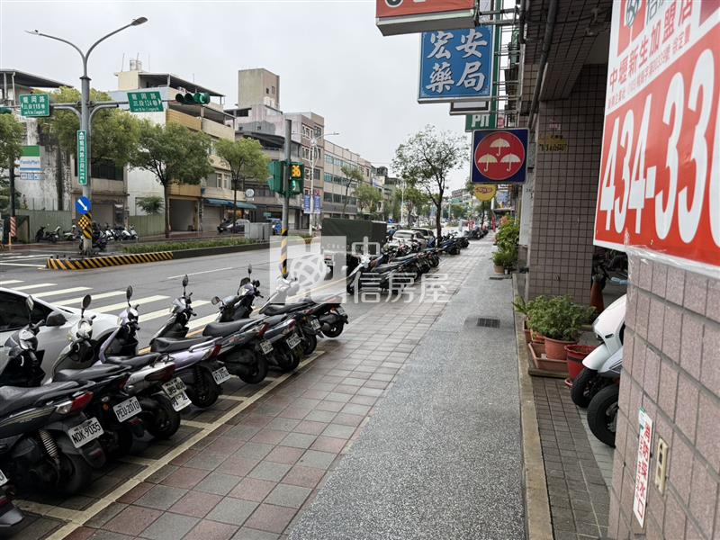龍岡葡萄王低總店面房屋室內格局與周邊環境