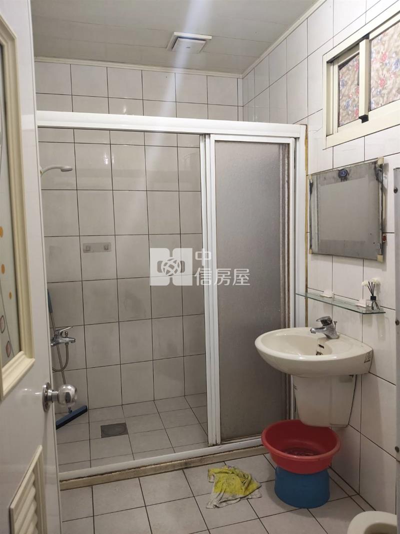 關爺北路一樓公寓房屋室內格局與周邊環境