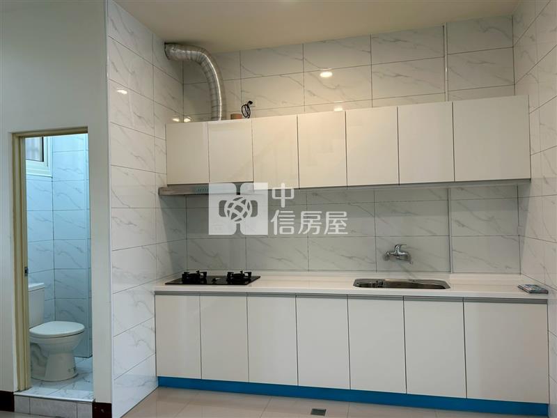苗栗中華路整新住店房屋室內格局與周邊環境