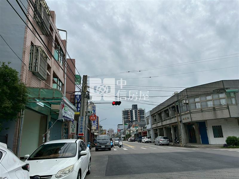 苗栗中華路整新住店房屋室內格局與周邊環境