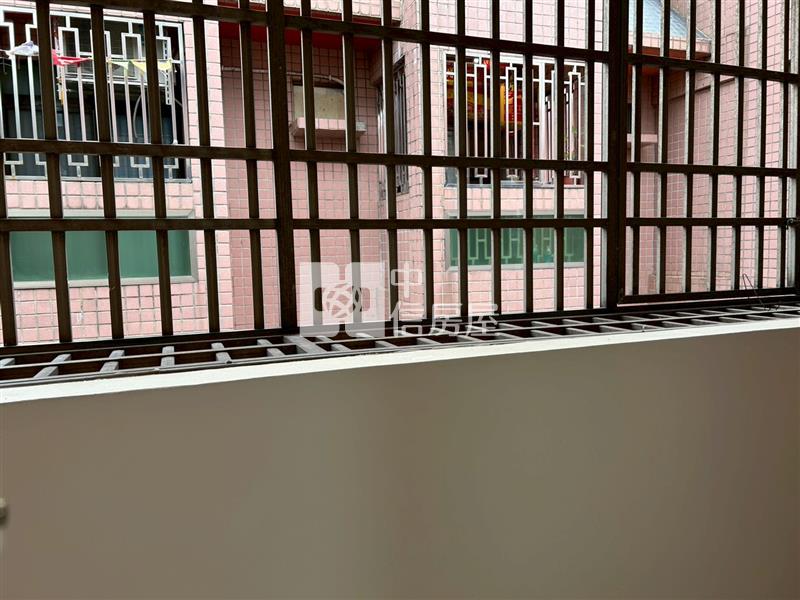苗栗中華路整新住店房屋室內格局與周邊環境