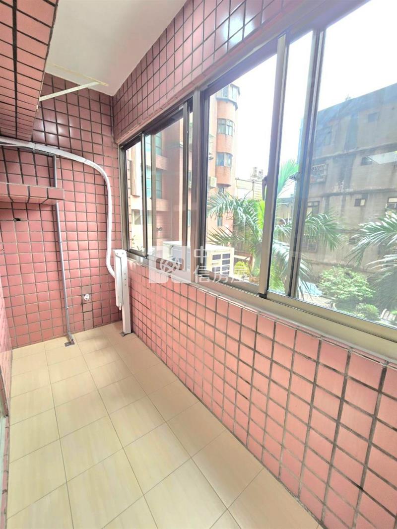 龍岡國小大4房房屋室內格局與周邊環境