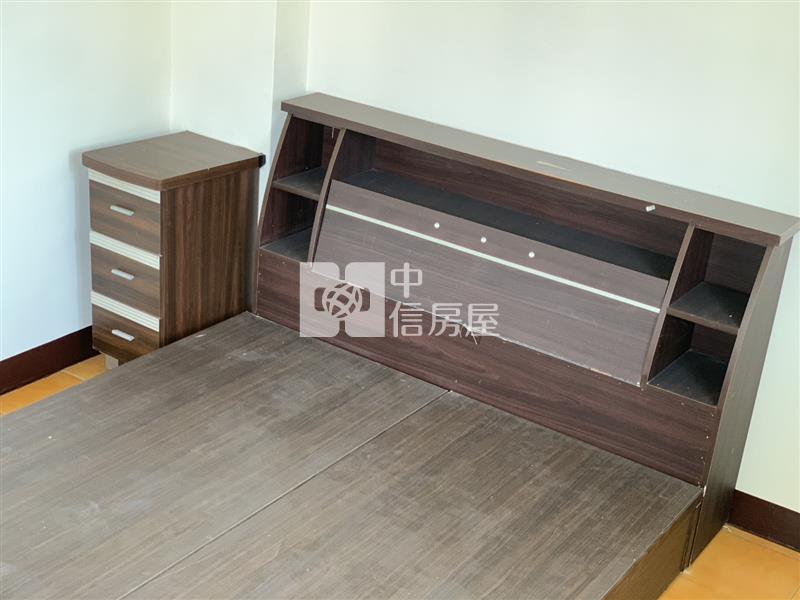 3面採光新裝潢房屋室內格局與周邊環境