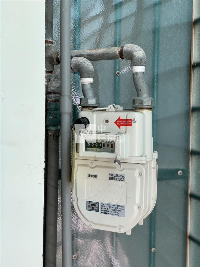 3面採光新裝潢房屋室內格局與周邊環境