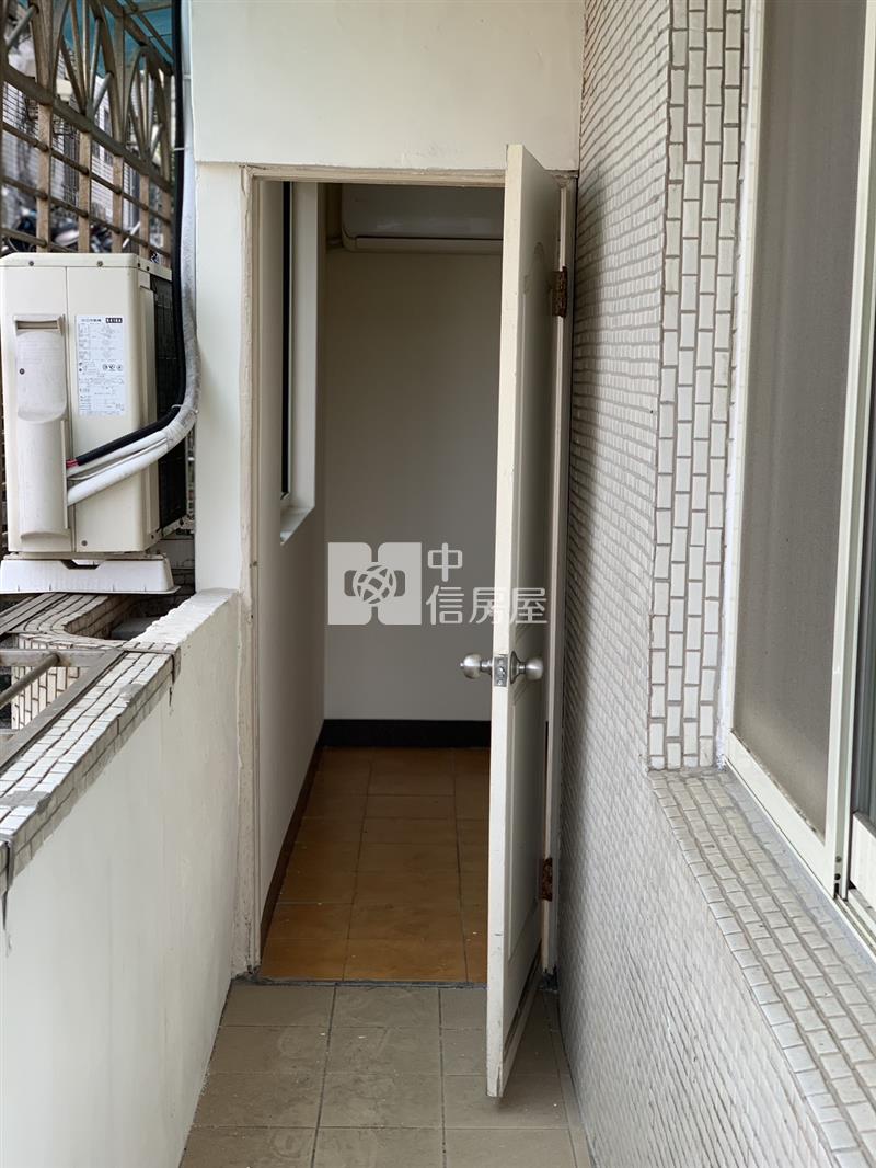 3面採光新裝潢房屋室內格局與周邊環境