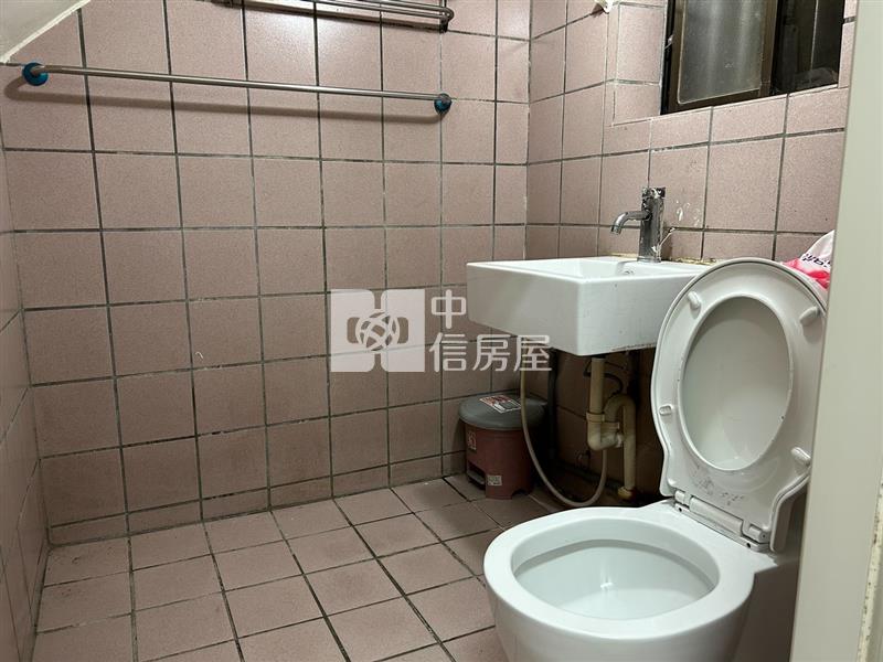 平鎮獅子林商圈旁透天房屋室內格局與周邊環境