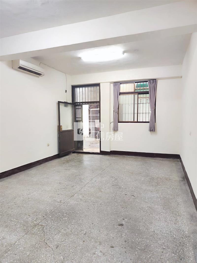 平鎮獅子林商圈旁透天房屋室內格局與周邊環境