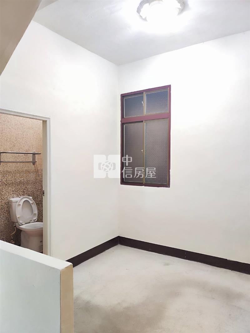 平鎮獅子林商圈旁透天房屋室內格局與周邊環境
