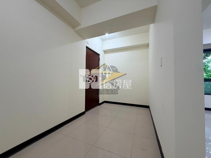 【星鑽】(專委)獨家-近青埔新光影城3+1房雙車露台戶房屋室內格局與周邊環境