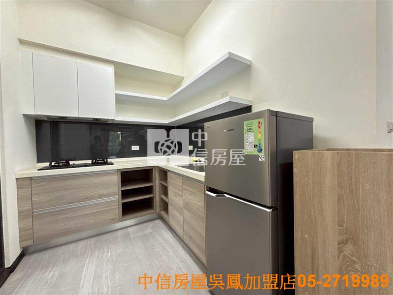 永康輕屋齡華廈+平面車位房屋室內格局與周邊環境