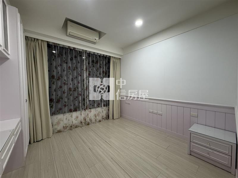 比佛利會館輕屋齡電梯透天房屋室內格局與周邊環境