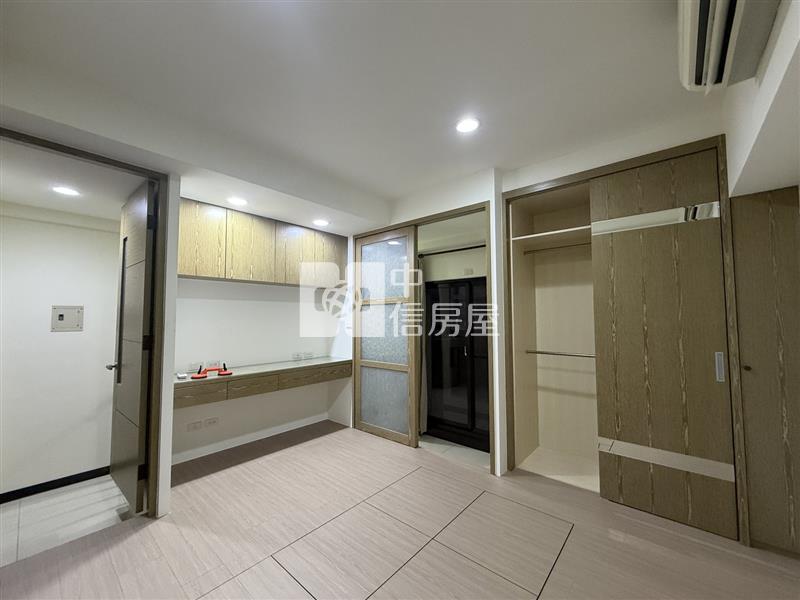 比佛利會館輕屋齡電梯透天房屋室內格局與周邊環境