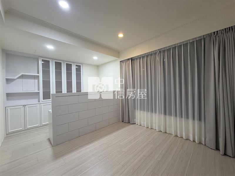 比佛利會館輕屋齡電梯透天房屋室內格局與周邊環境