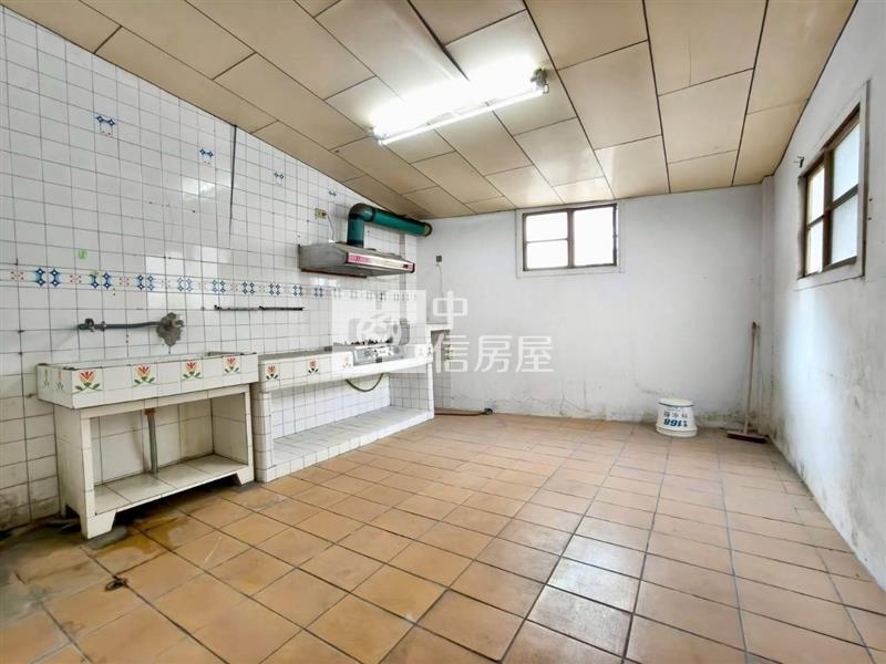 鎮東學區大地坪透天房屋室內格局與周邊環境