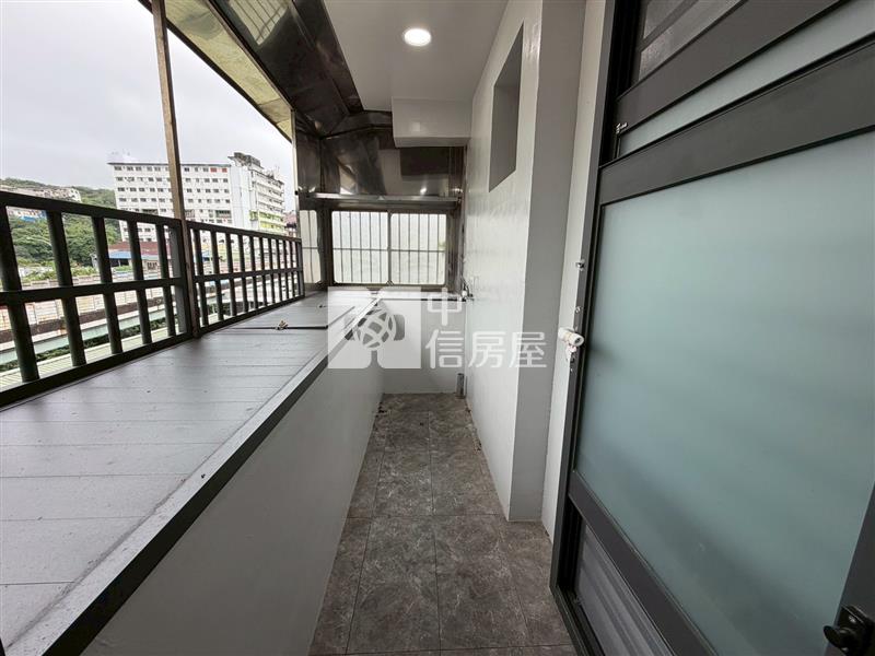 復興路低總價裝潢美二樓房屋室內格局與周邊環境