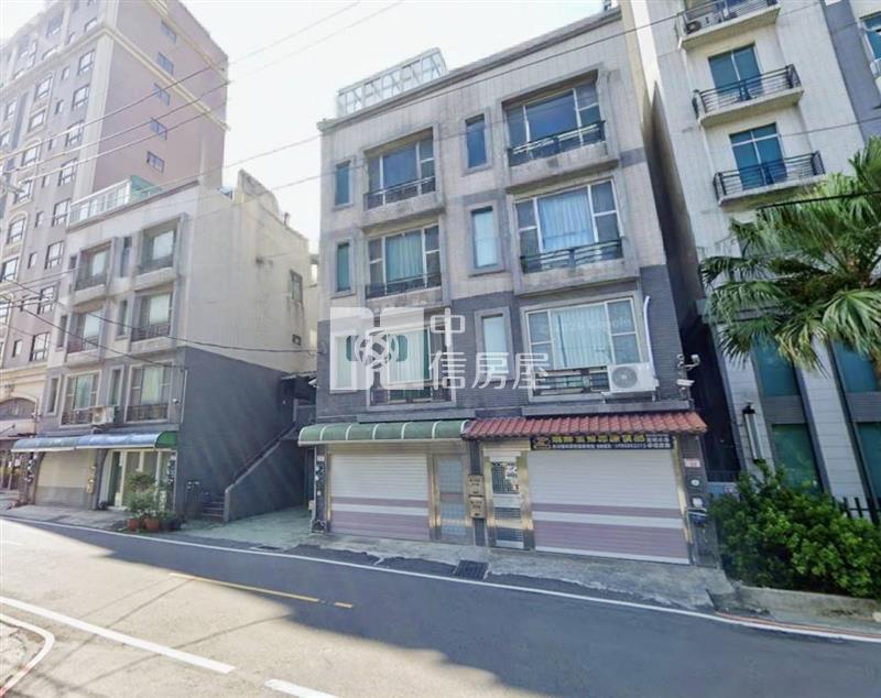 忠貞龍岡邊間美別墅房屋室內格局與周邊環境