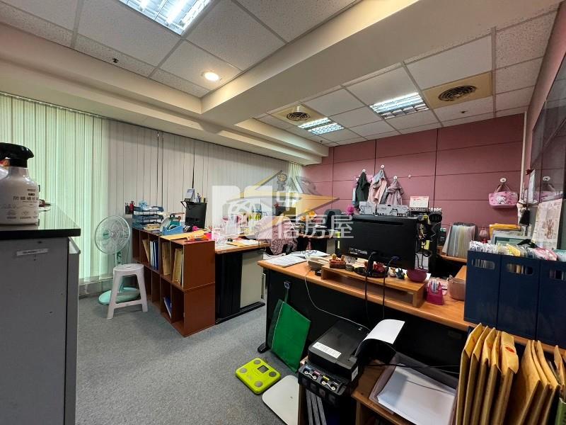 【星鑽】藝文特區國際金融優質景觀辦公室房屋室內格局與周邊環境