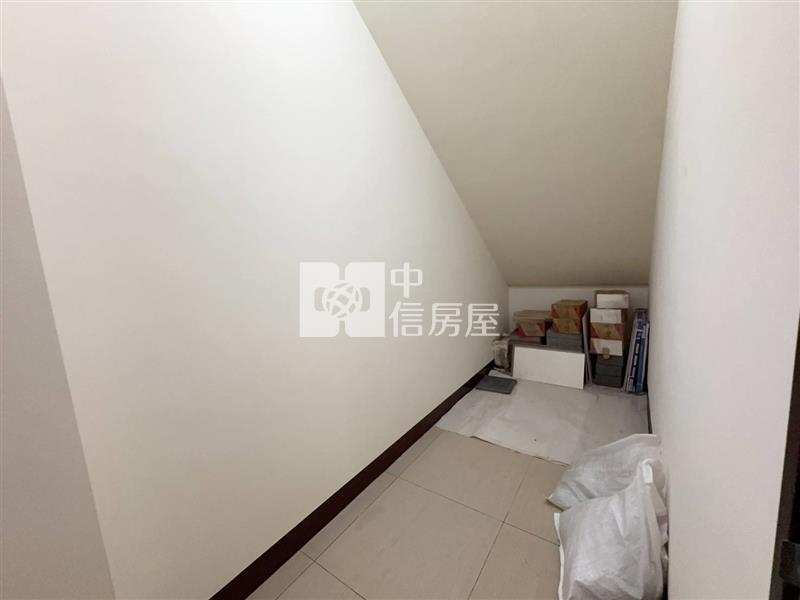 近未來G02.興仁夜市.超大地坪美透店(可停3車)房屋室內格局與周邊環境