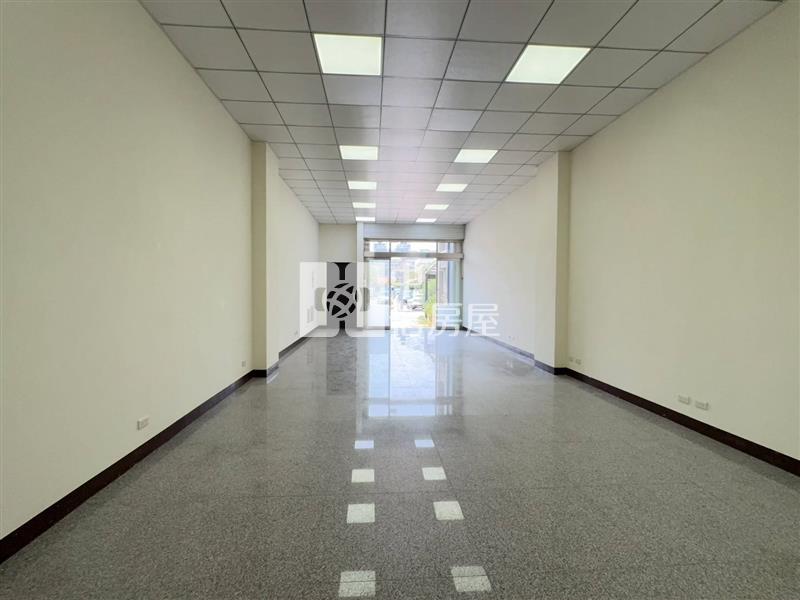 近未來G02.興仁夜市.超大地坪美透店(可停3車)房屋室內格局與周邊環境