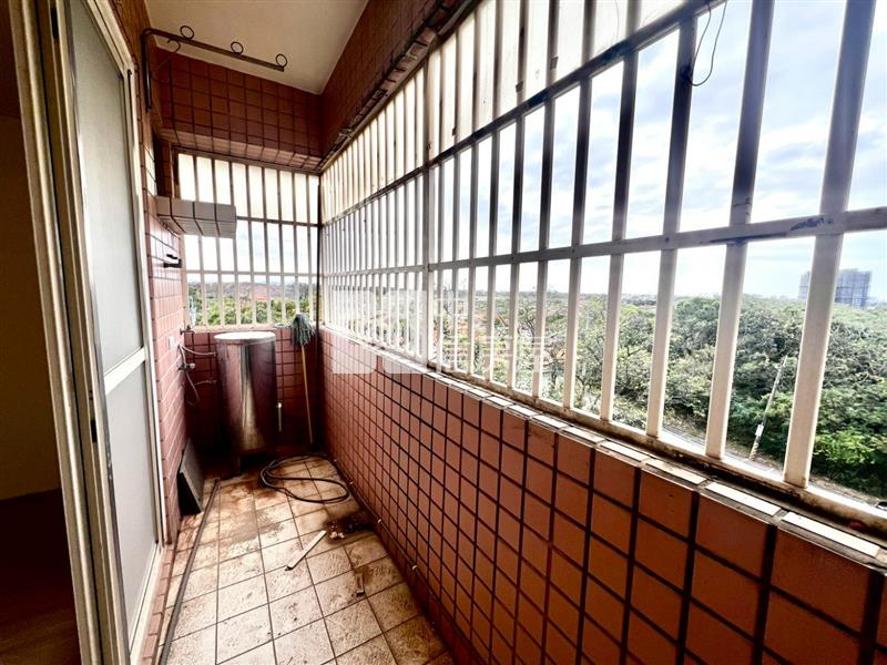 草漯重劃區⭐整新三房車(平面倫抽)⭐近公園房屋室內格局與周邊環境