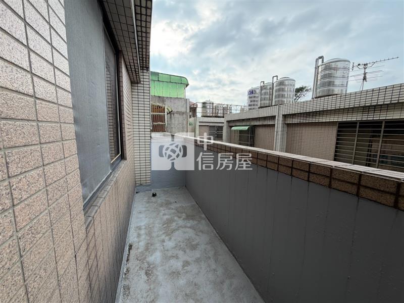 南勢8米路旁室內雙車美別墅房屋室內格局與周邊環境