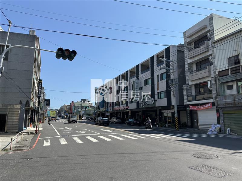 仁德中正路需整修店住房屋室內格局與周邊環境