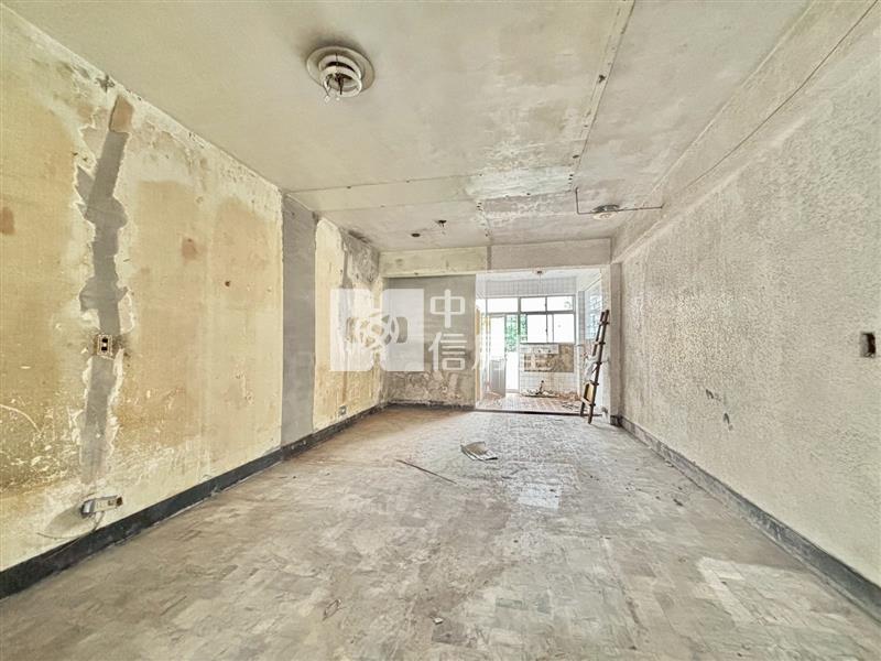 西定路聖心旁低總價改造屋房屋室內格局與周邊環境