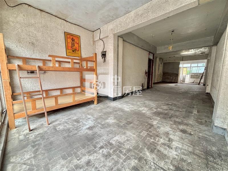 西定路聖心旁低總價改造屋房屋室內格局與周邊環境