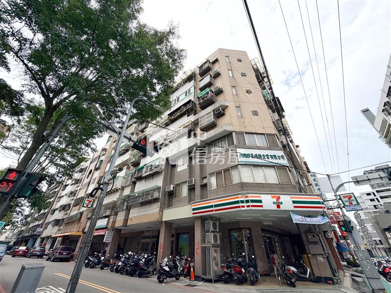 陳平國小兩房車位房屋室內格局與周邊環境