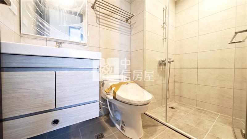 全新益展有福景觀美2房車房屋室內格局與周邊環境