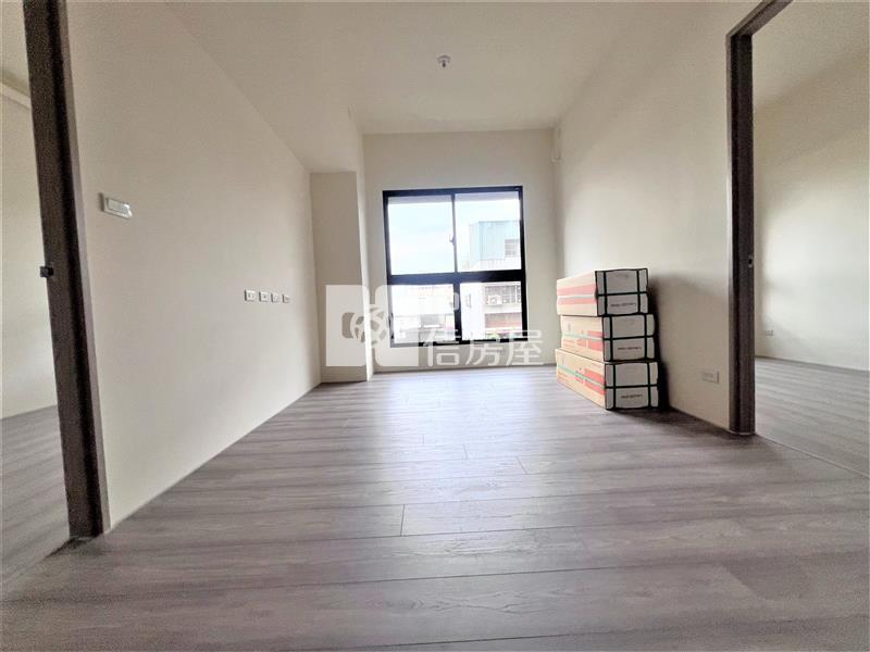昂峰惟美B棟4F全新完工房屋室內格局與周邊環境