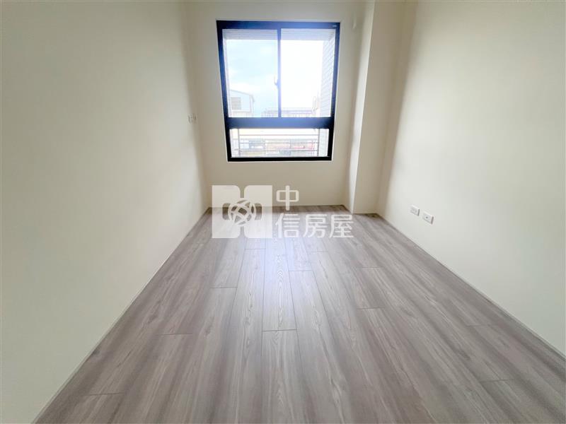 昂峰惟美B棟4F全新完工房屋室內格局與周邊環境