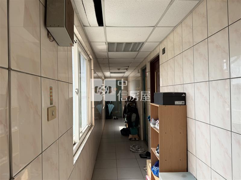 上華名門美套房+車位房屋室內格局與周邊環境