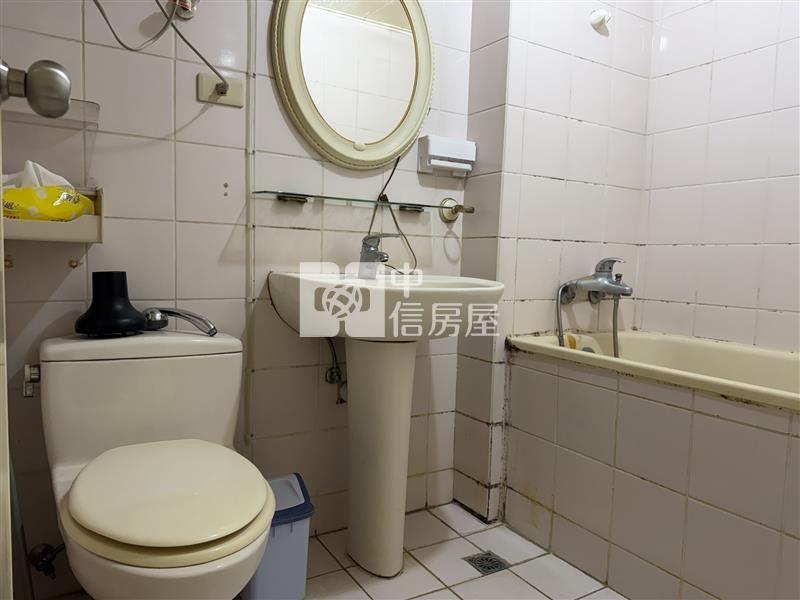 上華名門美套房+車位房屋室內格局與周邊環境