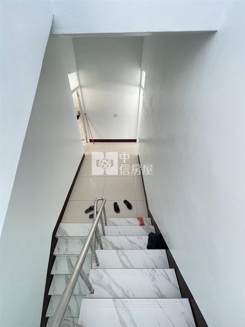 西園路大面寬透天房屋室內格局與周邊環境