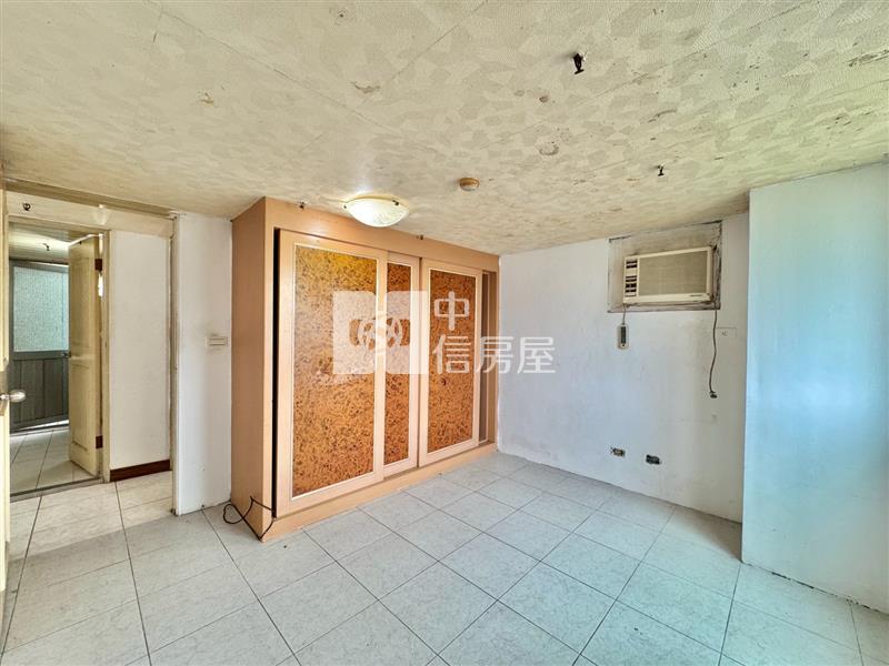 家有喜市-青山如黛前區景觀三房房屋室內格局與周邊環境