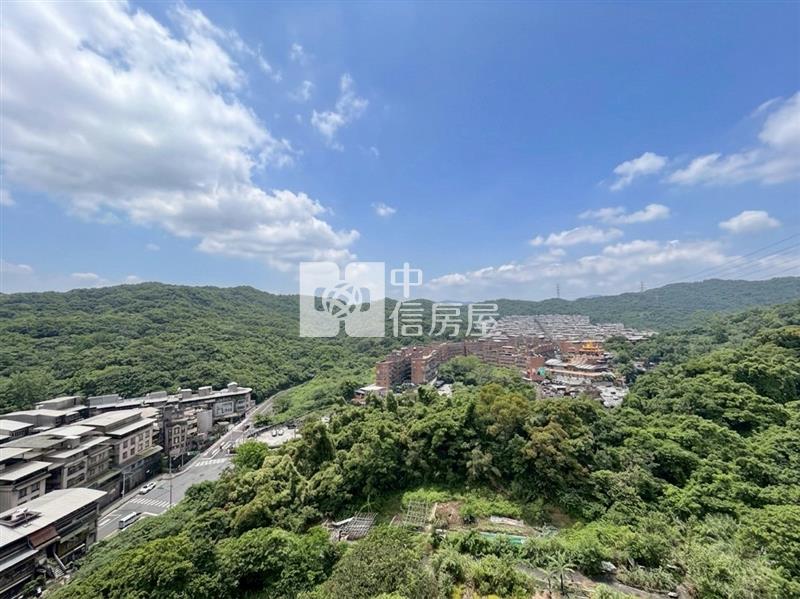 家有喜市-青山如黛前區景觀三房房屋室內格局與周邊環境