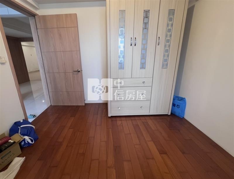 北區大學仕三房平車美屋稀有釋出房屋室內格局與周邊環境