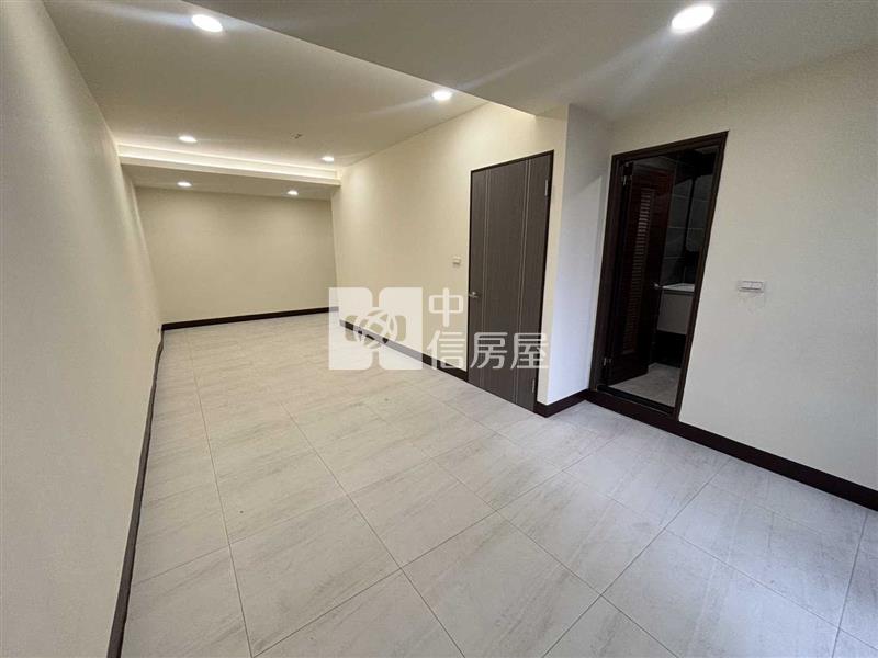 獅子林8米路整新透天房屋室內格局與周邊環境