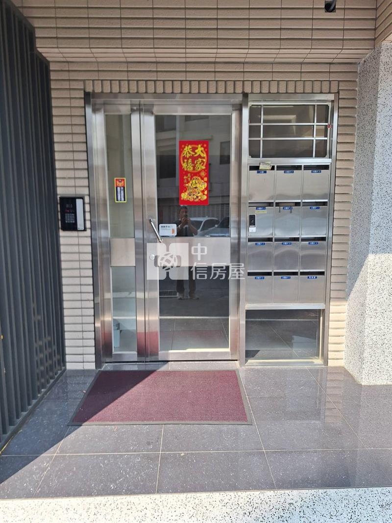 中壢火車站站三鐵共構全新雙套房房屋室內格局與周邊環境
