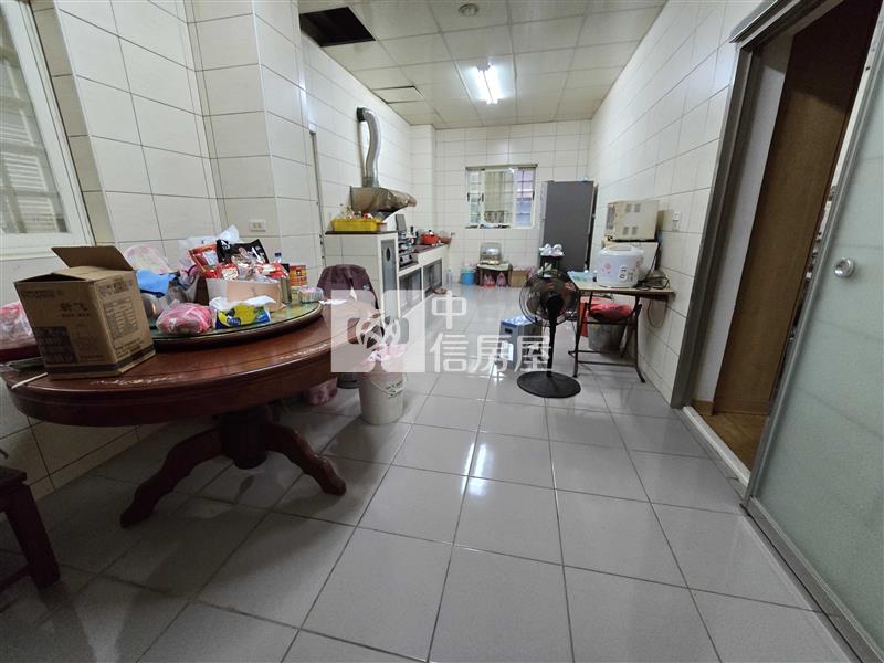 (專任)近新屋市區合法農舍房屋室內格局與周邊環境