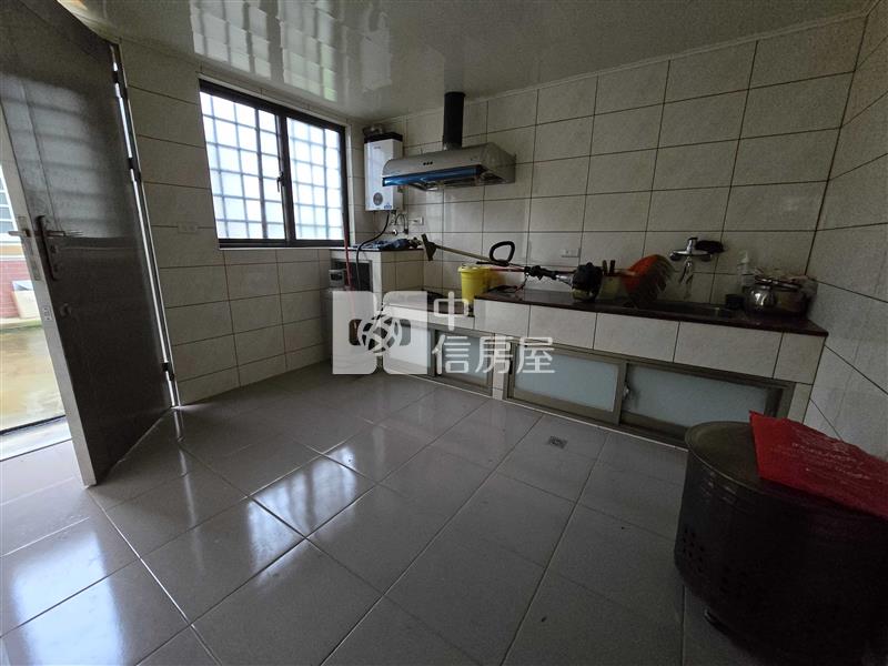 (專任)近新屋市區合法農舍房屋室內格局與周邊環境
