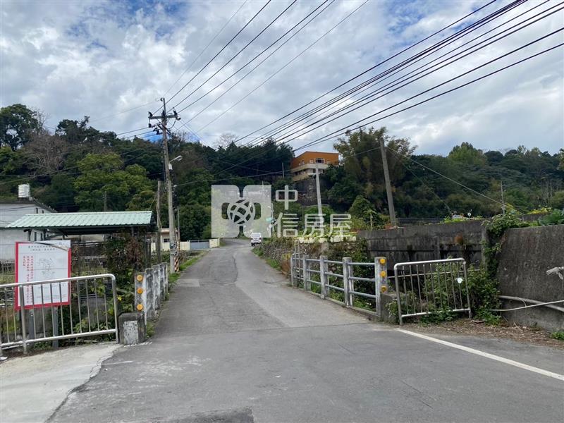 新社高中開心農場農建地平房房屋室內格局與周邊環境