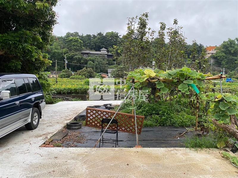 新社高中開心農場農建地平房房屋室內格局與周邊環境