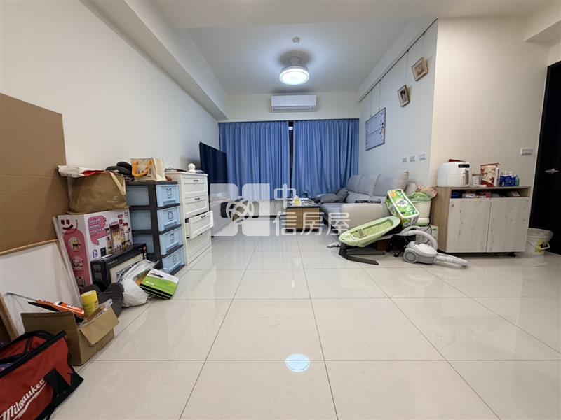 龍潭近山仔頂商圈屋齡新三房平車房屋室內格局與周邊環境