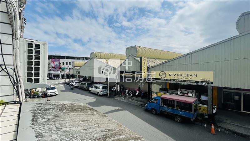 宜蘭市近轉運站商業區校舍路金店住房屋室內格局與周邊環境