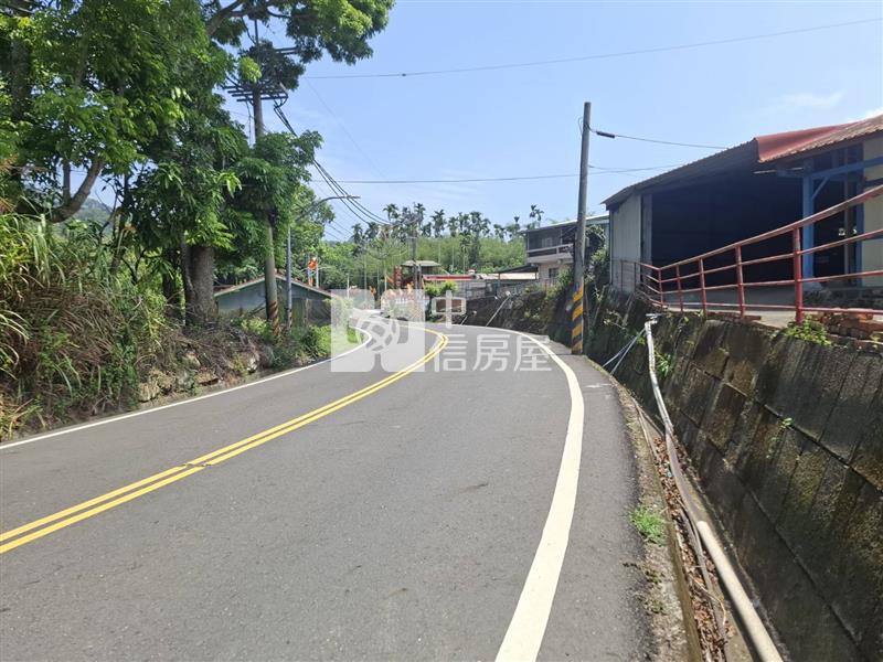 白河區南寮地靈人傑臨路農建地房屋室內格局與周邊環境