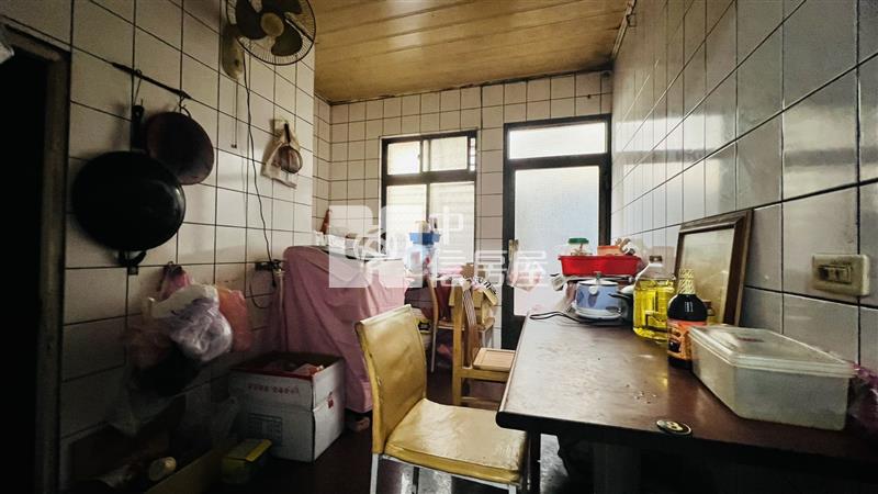 鑫聖中信-平鎮山仔頂中豐路透天店面房屋室內格局與周邊環境