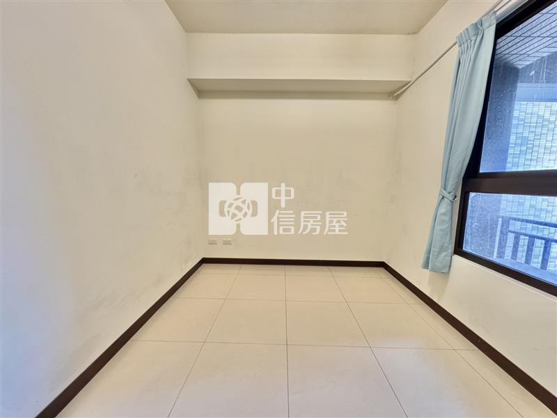 廣豐重劃區合雄帝璟三房車房屋室內格局與周邊環境